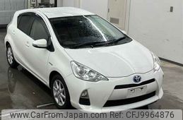 toyota aqua 2013 -TOYOTA--AQUA NHP10-6203904---TOYOTA--AQUA NHP10-6203904-