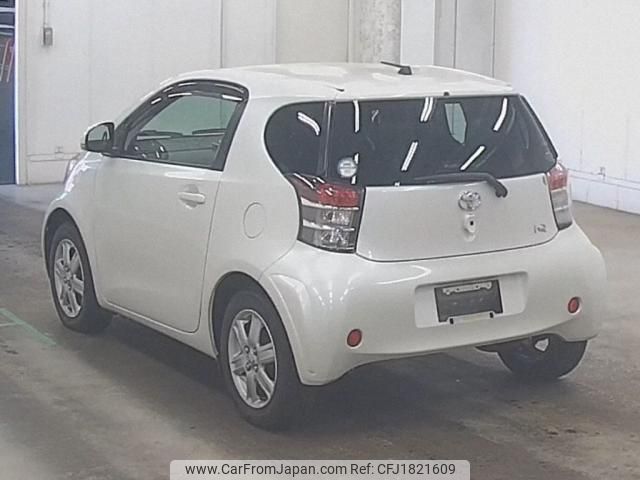 toyota iq 2010 CFJ1821609 image 2