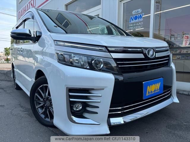 toyota voxy 2017 GOO_JP_700030018430250512001 image 1