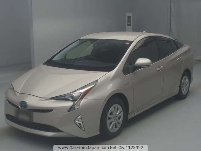 toyota prius 2016 -TOYOTA--Prius DAA-ZVW55--ZVW55-8019351---TOYOTA--Prius DAA-ZVW55--ZVW55-8019351- image 1