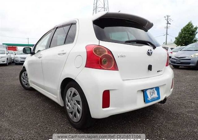 toyota vitz 2010 CFJ1617106 image 2
