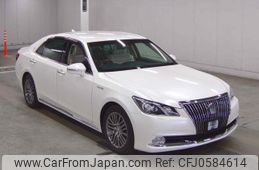 toyota crown-majesta 2014 quick_quick_DAA-GWS214_GWS214-6003519