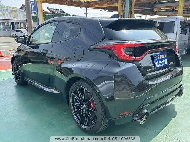 toyota yaris 2025 CFJ1696335 image 2