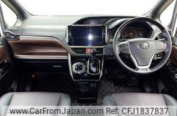 toyota esquire 2018 CFJ1837837