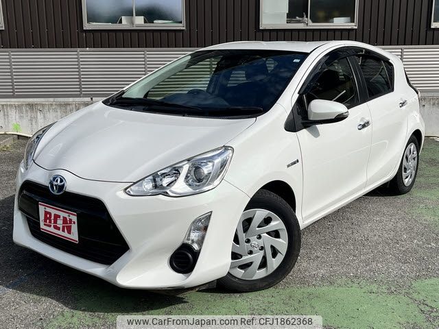 toyota aqua 2016 CFJ1862368 image 1