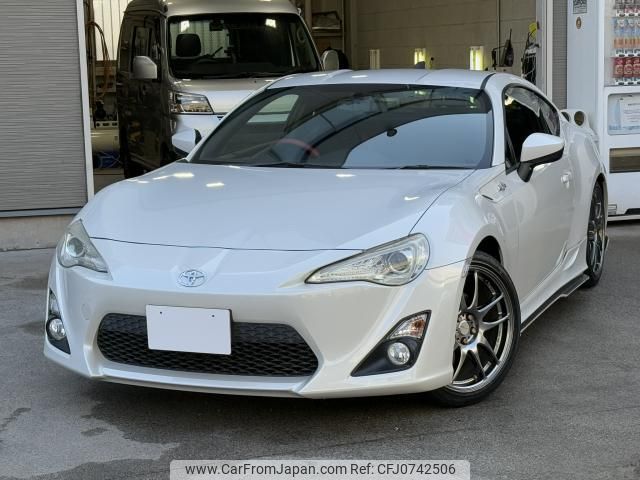 toyota 86 2013 quick_quick_ZN6_028131 image 1