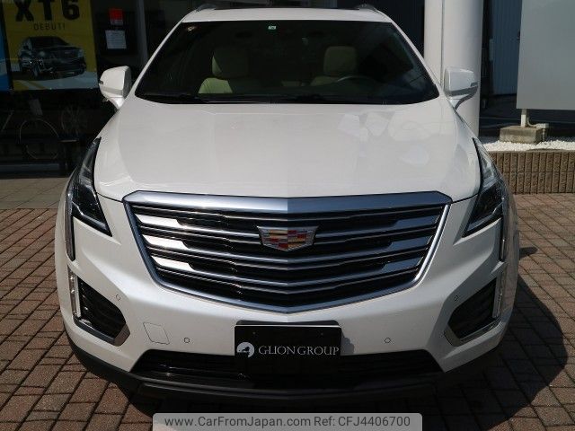 cadillac xt5-crossover 2018 quick_quick_ABA-C1UL_1GYFN9RS7JZ116081 image 2