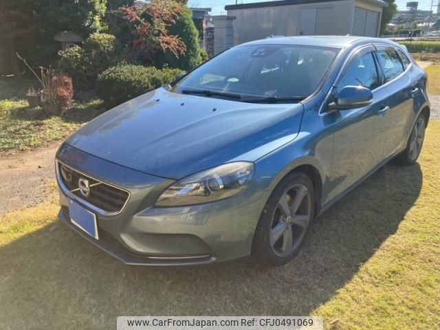 volvo v40 2014 -VOLVO--Volvo V40 DBA-MB4164T--YV1MV485BE2141403---VOLVO--Volvo V40 DBA-MB4164T--YV1MV485BE2141403- image 1