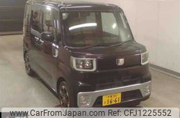 daihatsu wake 2015 -DAIHATSU 【千葉 581ﾖ1661】--WAKE LA700S-0017689---DAIHATSU 【千葉 581ﾖ1661】--WAKE LA700S-0017689-