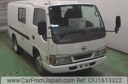 nissan atlas 2004 CFJ1613322
