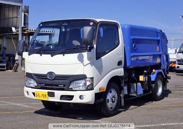 hino dutro 2017 REALMOTOR_N9024090084F-90 image 1