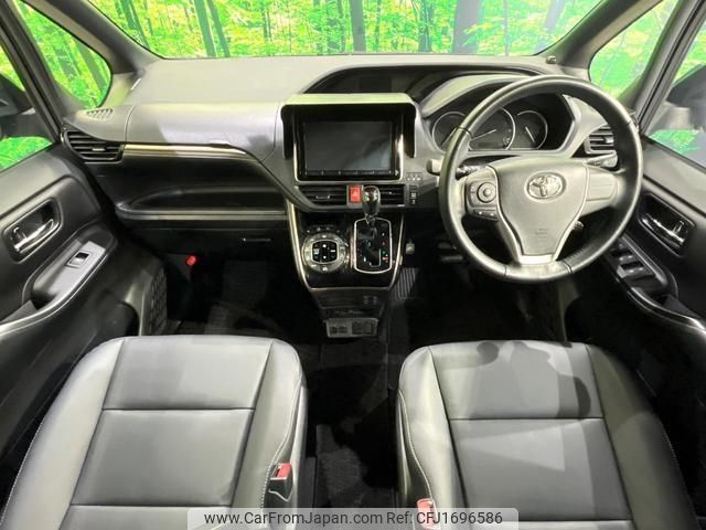 toyota esquire 2016 CFJ1696586 image 2