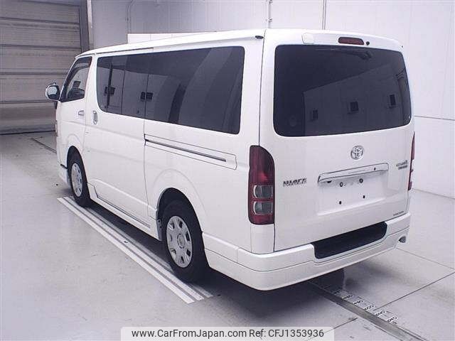 toyota hiace-van 2013 CFJ1353936 image 2