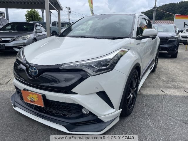 toyota c-hr 2017 -TOYOTA--C-HR DAA-ZYX10--ZYX10-2041026---TOYOTA--C-HR DAA-ZYX10--ZYX10-2041026- image 1