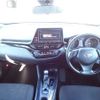 toyota c-hr 2018 646828-N2025010004F-21 image 8