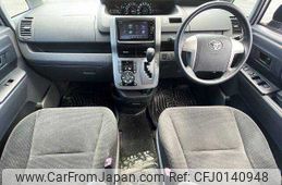 toyota noah 2009 504928-923695