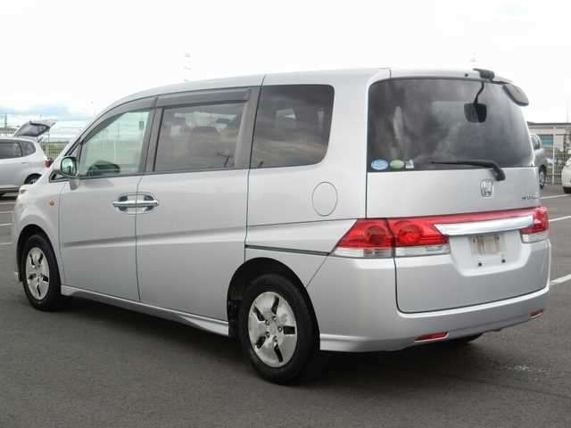 honda stepwagon 2006 28349 image 2