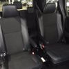 toyota noah 2017 -TOYOTA--Noah DAA-ZWR80W--ZWR80-0300250---TOYOTA--Noah DAA-ZWR80W--ZWR80-0300250- image 13