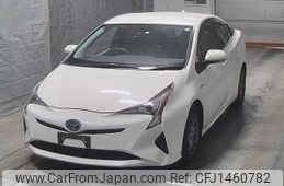 toyota prius 2018 -TOYOTA--Prius ZVW55-8062454---TOYOTA--Prius ZVW55-8062454-
