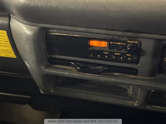 isuzu elf-truck 2005 CFJ1632167 image 2