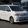 toyota voxy 2010 -TOYOTA--Voxy DBA-ZRR75W--ZRR75-0062304---TOYOTA--Voxy DBA-ZRR75W--ZRR75-0062304- image 1
