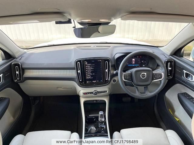 volvo xc40 2024 CFJ1798489 image 2