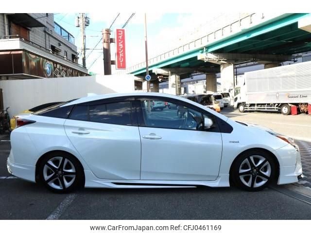 toyota prius 2016 quick_quick_6AA-ZVW51_ZVW51-8031860 image 2