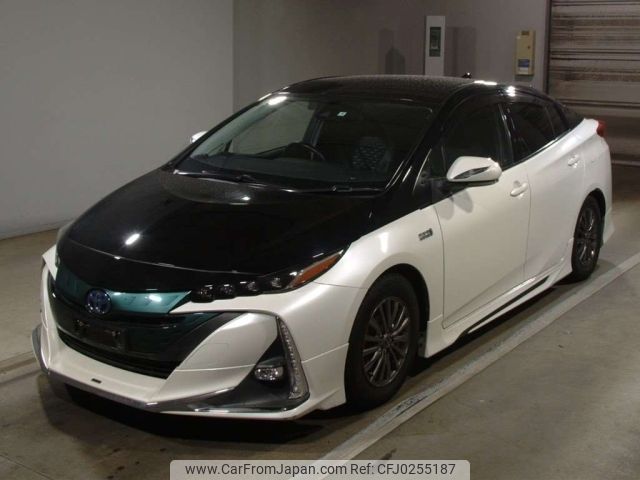 toyota prius-phv 2017 -TOYOTA--Prius PHV ZVW52-3033981---TOYOTA--Prius PHV ZVW52-3033981- image 1