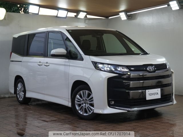 toyota noah 2023 CFJ1707014 image 1