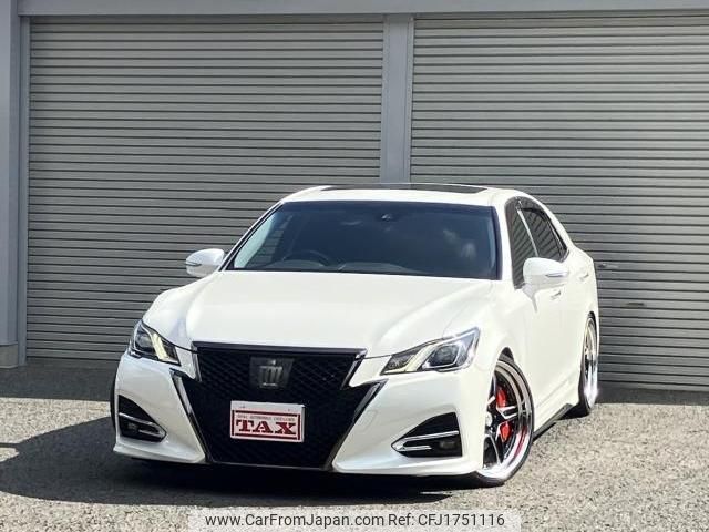 toyota crown 2018 CFJ1751116 image 1