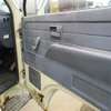 isuzu elf-truck 1990 YIN-01 image 11