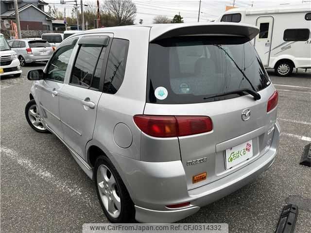 mazda demio 2003 TE046 image 1