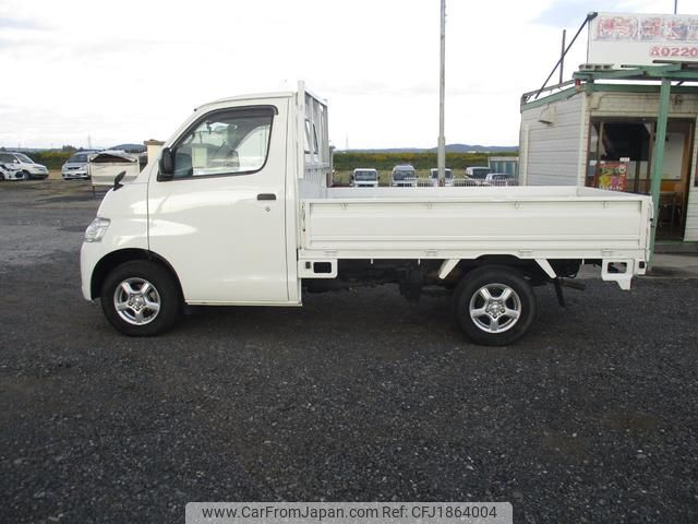 toyota liteace-truck 2018 CFJ1864004 image 2