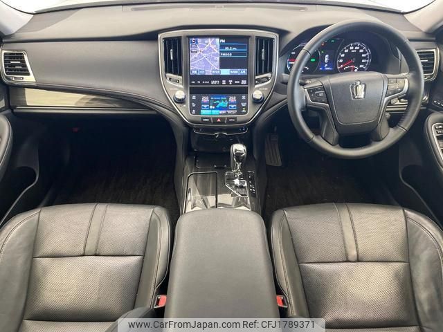 toyota crown-hybrid 2013 CFJ1789371 image 2