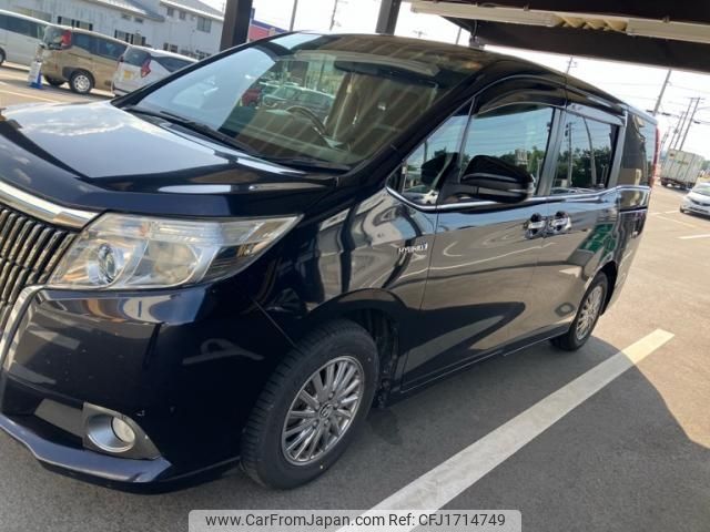 toyota esquire 2015 CFJ1714749 image 2