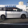 toyota noah 2015 -トヨタ--ノア　４ＷＤ DBA-ZRR85W--ZRR85-0037823---トヨタ--ノア　４ＷＤ DBA-ZRR85W--ZRR85-0037823- image 4