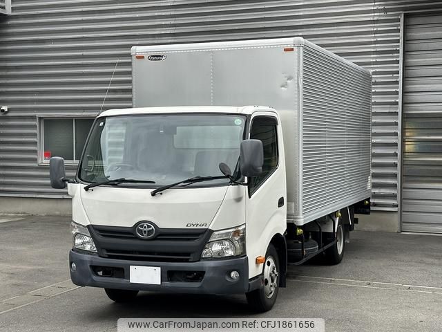 toyota dyna-truck 2011 CFJ1861656 image 2