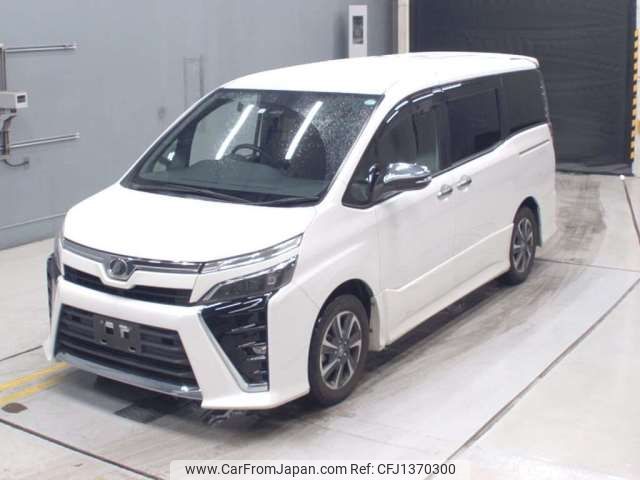 toyota voxy 2018 -TOYOTA--Voxy DBA-ZRR80W--ZRR80-0426556---TOYOTA--Voxy DBA-ZRR80W--ZRR80-0426556- image 1