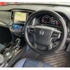 toyota crown 2017 CFJ1837085 image 8