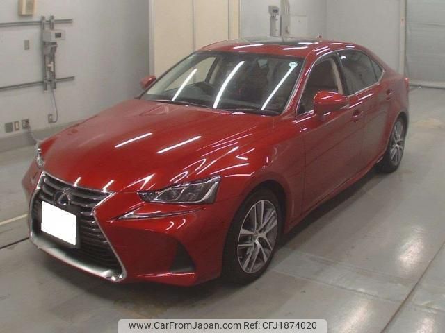 lexus is 2018 CFJ1874020 image 2
