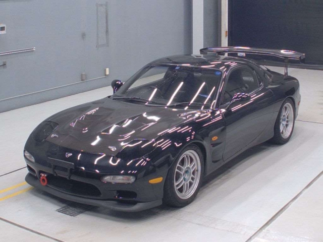 car_14239b42-e5b1-4797-b255-