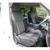 nissan nv350-caravan-van 2017 GOO_JP_700070921030240524002 image 15