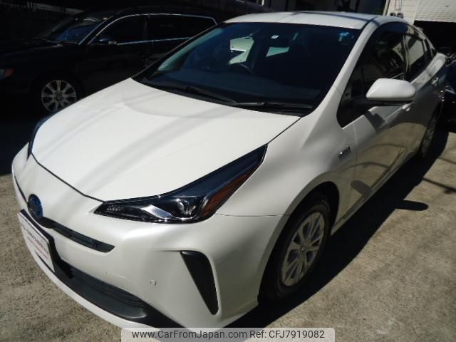 toyota prius 2019 quick_quick_DAA-ZVW51_ZVW51-8066657 image 1