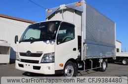 hino dutro 2011 CFJ9384480