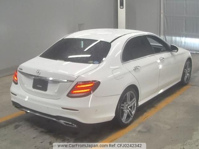 mercedes-benz e-class 2017 quick_quick_RBA-213042C_WDD2130422A271599 image 2