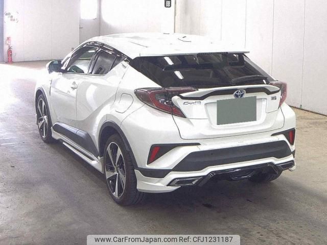 toyota c-hr 2017 quick_quick_DAA-ZYX10_ZYX10-2089519 image 2