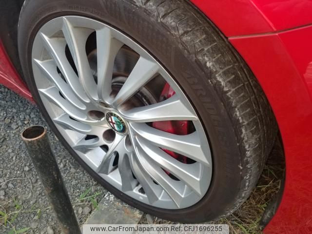 alfa-romeo giulietta 2014 CFJ1696255 image 2