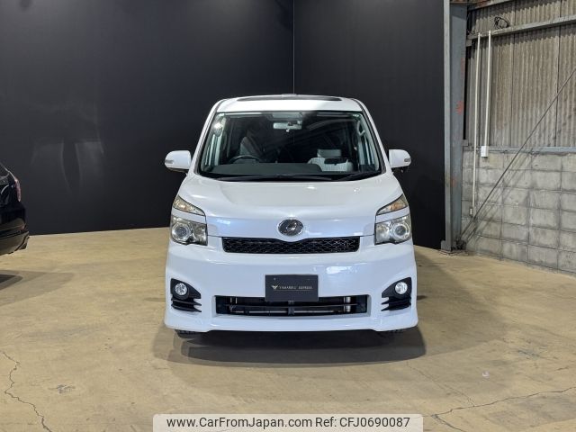 toyota voxy 2010 -TOYOTA--Voxy DBA-ZRR70W--ZRR70-0374921---TOYOTA--Voxy DBA-ZRR70W--ZRR70-0374921- image 2