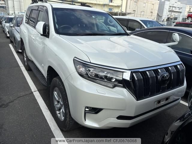 toyota land-cruiser-prado 2018 quick_quick_LDA-GDJ150W_GDJ150-0033358 image 2