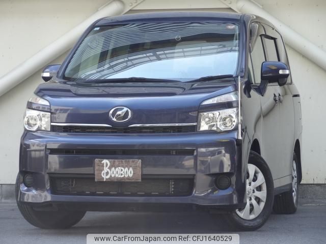 toyota voxy 2013 CFJ1640529 image 1